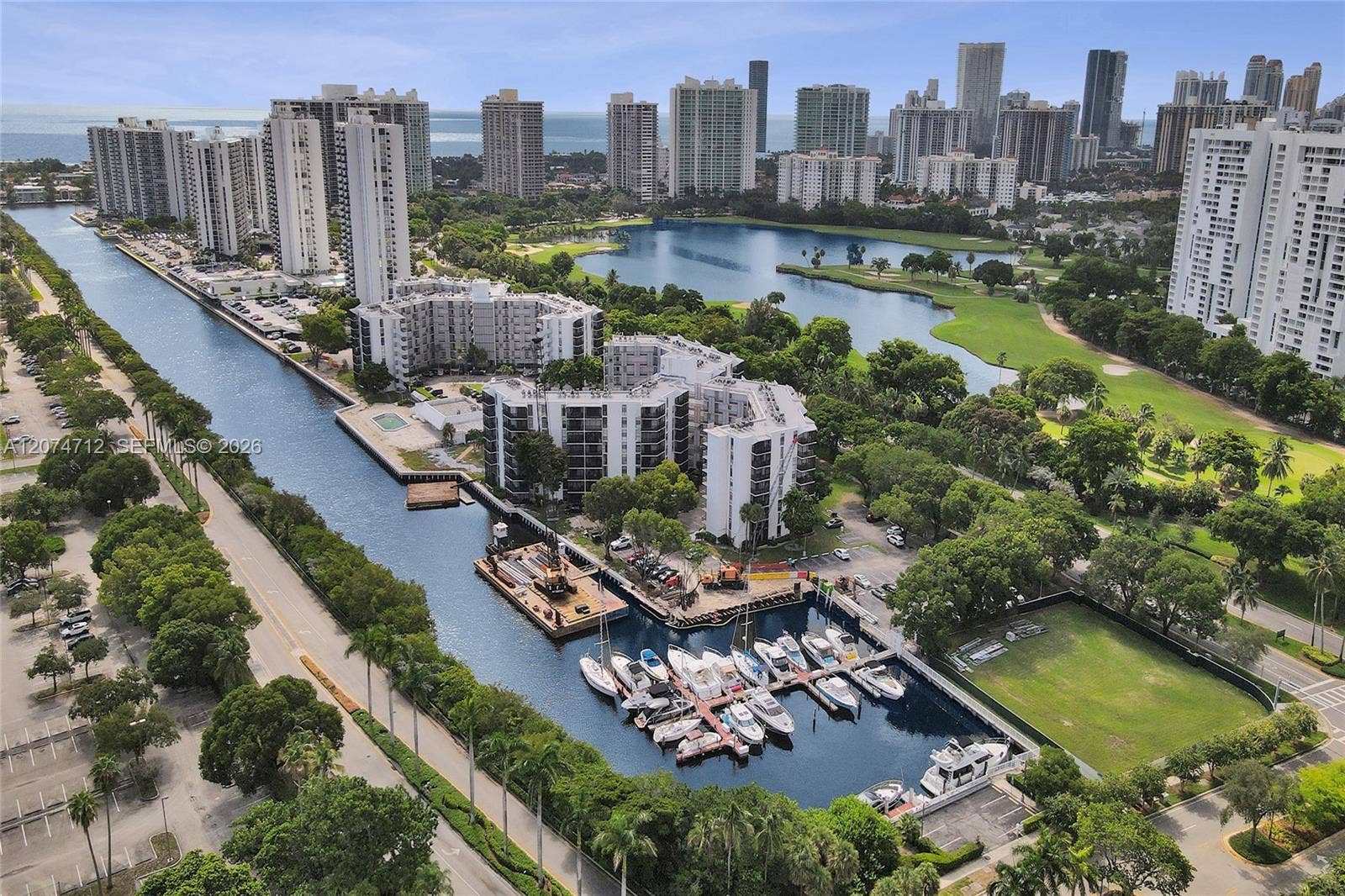 3401 N Country Club Drive, #EI403, Aventura, FL 33180 Photo 5