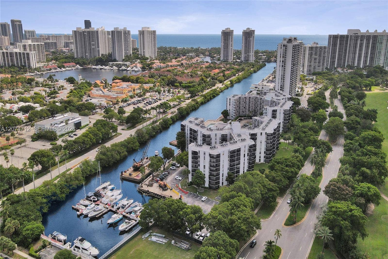 3401 N Country Club Drive, #EI403, Aventura, FL 33180 Photo 2