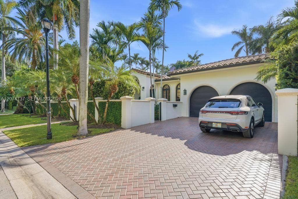 2532 NW Lake Avenue, Miami Beach, FL 33140 Photo 2