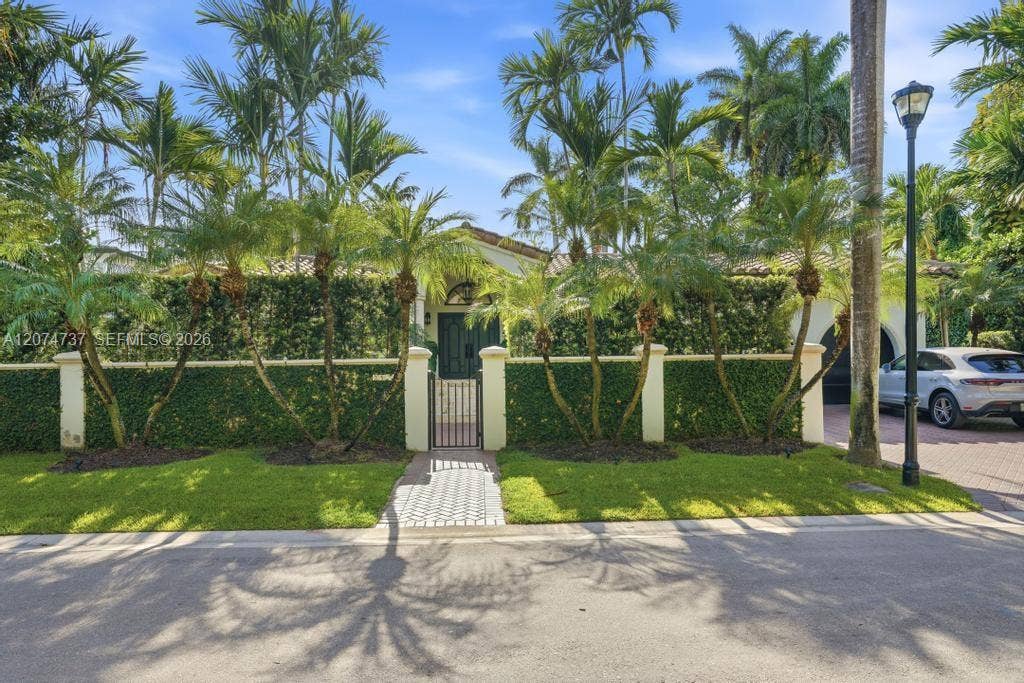 2532 NW Lake Avenue, Miami Beach, FL 33140 Photo 1