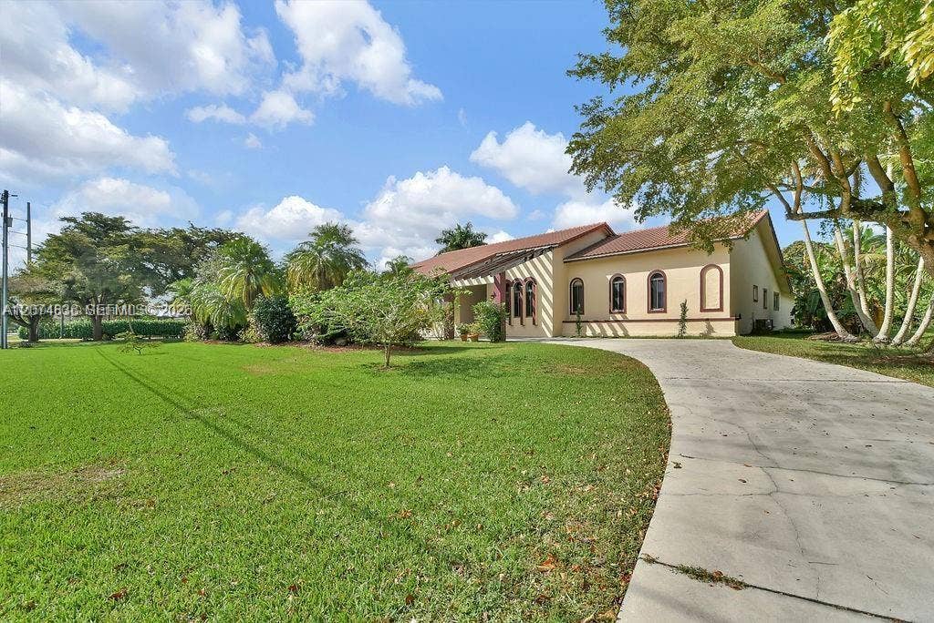5425 SW 190th Avenue, Southwest Ranches, FL 33332 Photo 30