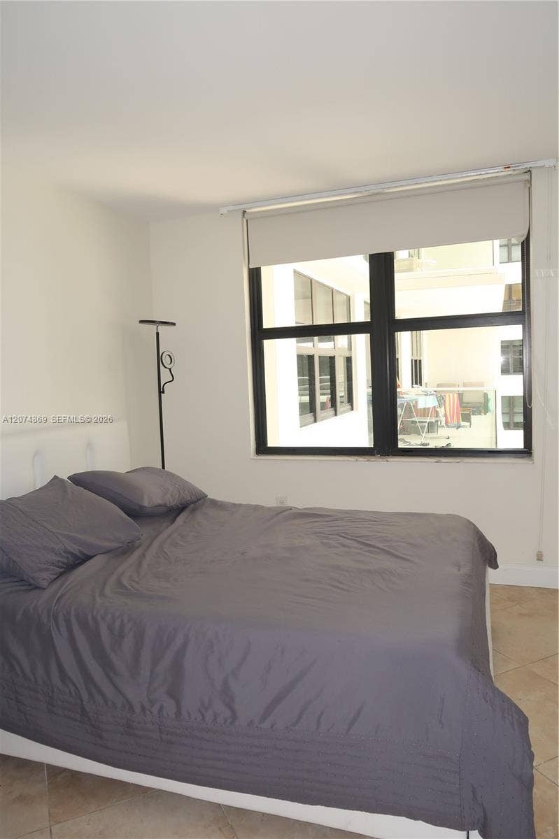 9801 Collins Avenue, #14T, Bal Harbour, Bal Harbour, FL 33154 Photo 11