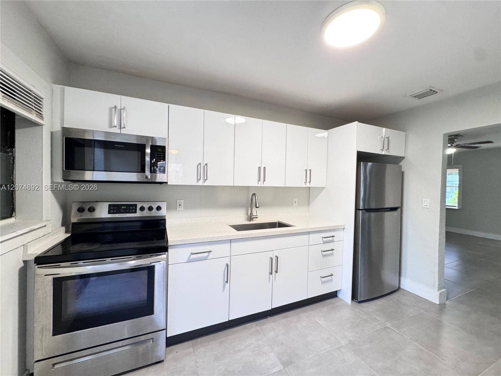 3040 NW 7th Street, Pompano Beach, Pompano Beach, FL 33069 Photo 6