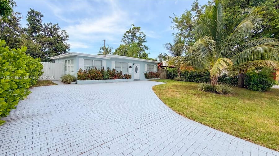 Property photo for 515 S 61st Terrace, Hollywood, FL