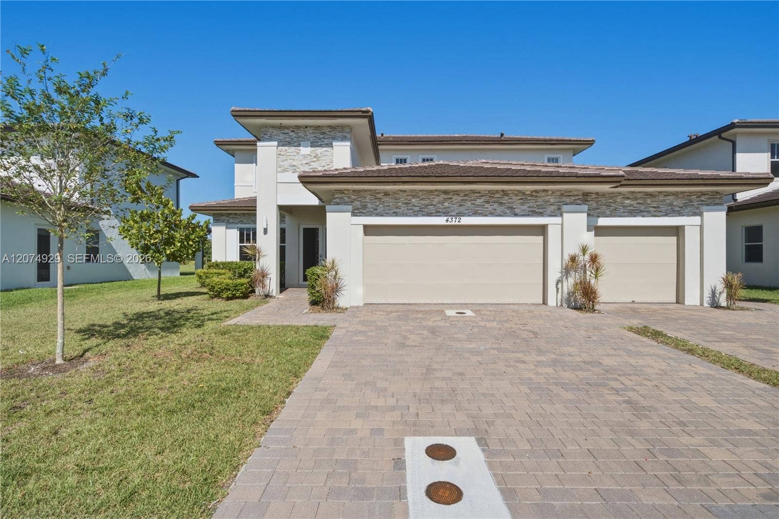 4372 SW 122nd Terrace, Davie, FL 33330 Photo 2