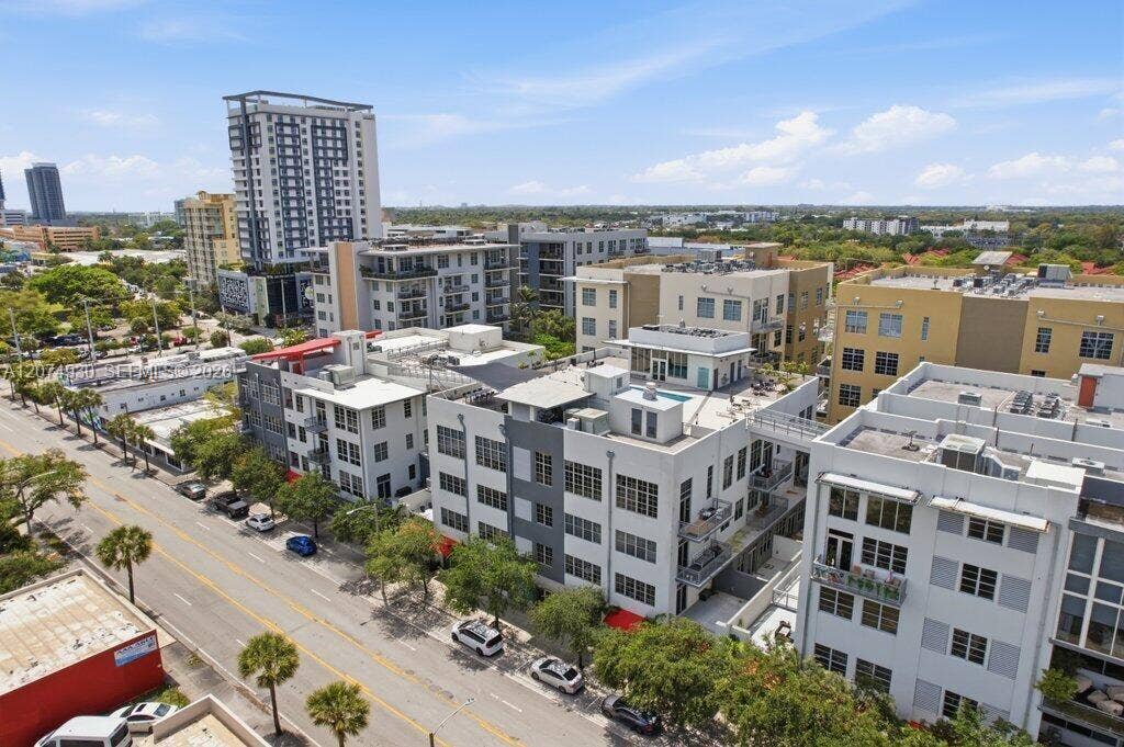 425 N Andrews Avenue, #202, Fort Lauderdale, FL 33301 Photo 1