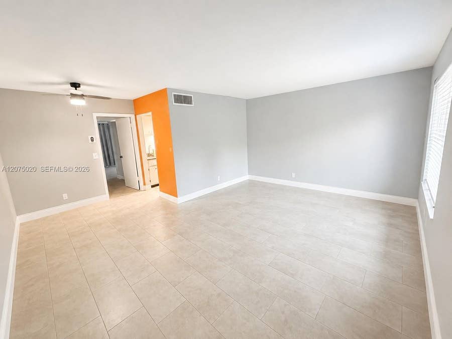 Property photo for 419 Us Highway 1, #105, North Palm Beach, FL