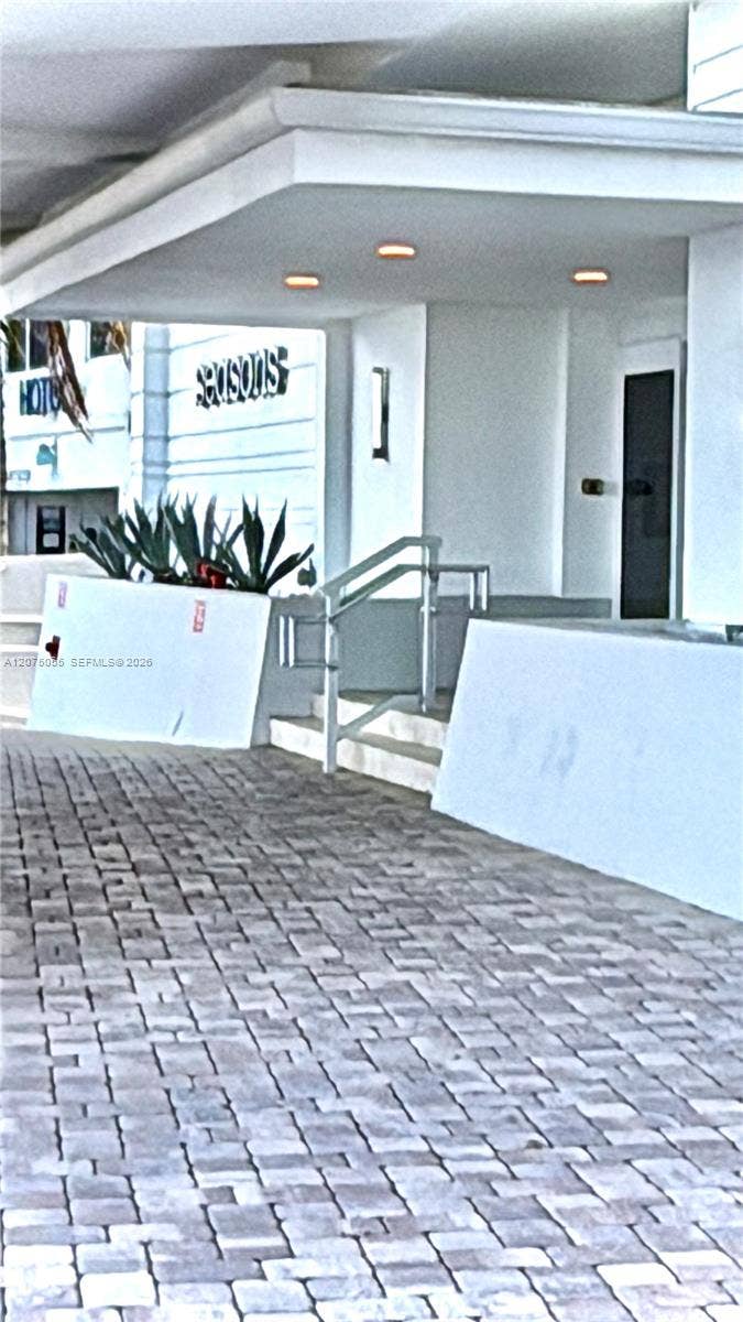 209 N Fort Lauderdale Beach Boulevard, #10A, Fort Lauderdale, FL 33304 Photo 11