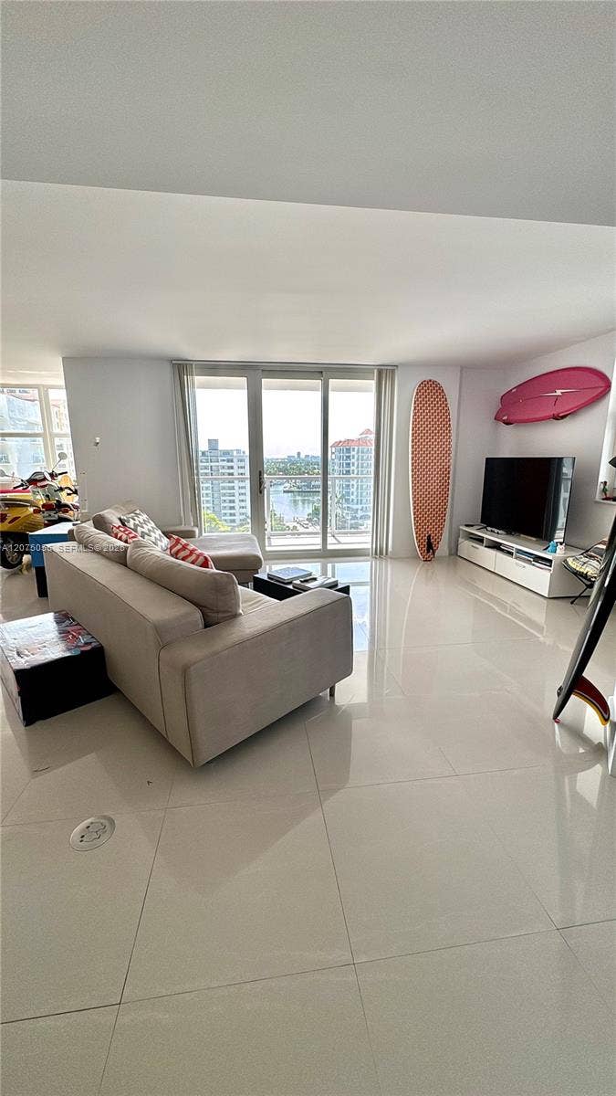 209 N Fort Lauderdale Beach Boulevard, #10A, Fort Lauderdale, FL 33304 Photo 38