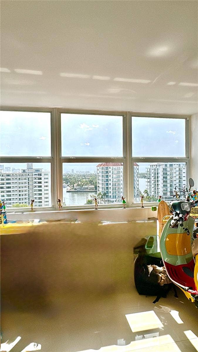 209 N Fort Lauderdale Beach Boulevard, #10A, Fort Lauderdale, FL 33304 Photo 23