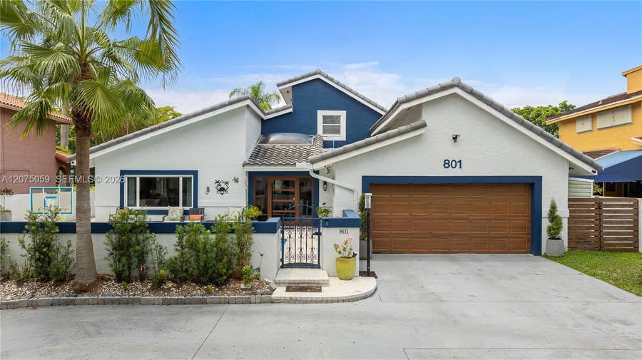 Property photo for 801 Mockingbird Lane, Plantation, FL