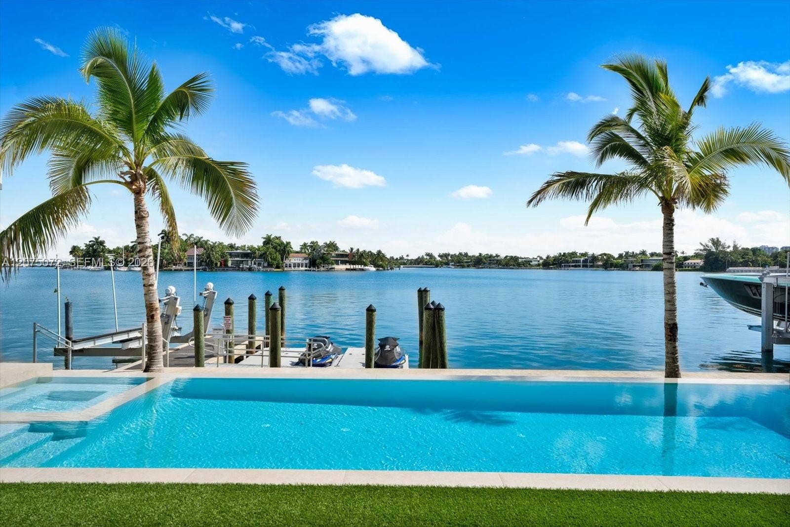 375 N Hibiscus Drive, Miami Beach, FL 33139 Photo 13