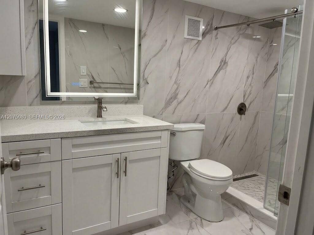 16500 Golf Club Road, #104, Weston, FL 33326 Photo 5