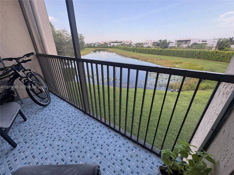 Property photo for 16471 Blatt Boulevard, #203, Weston, FL