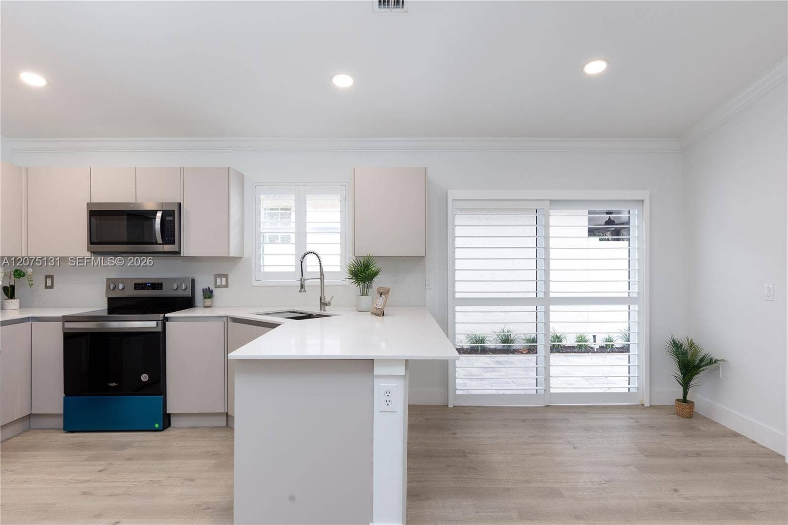 46 Gables Boulevard, Weston, Weston, FL 33326 Photo 8