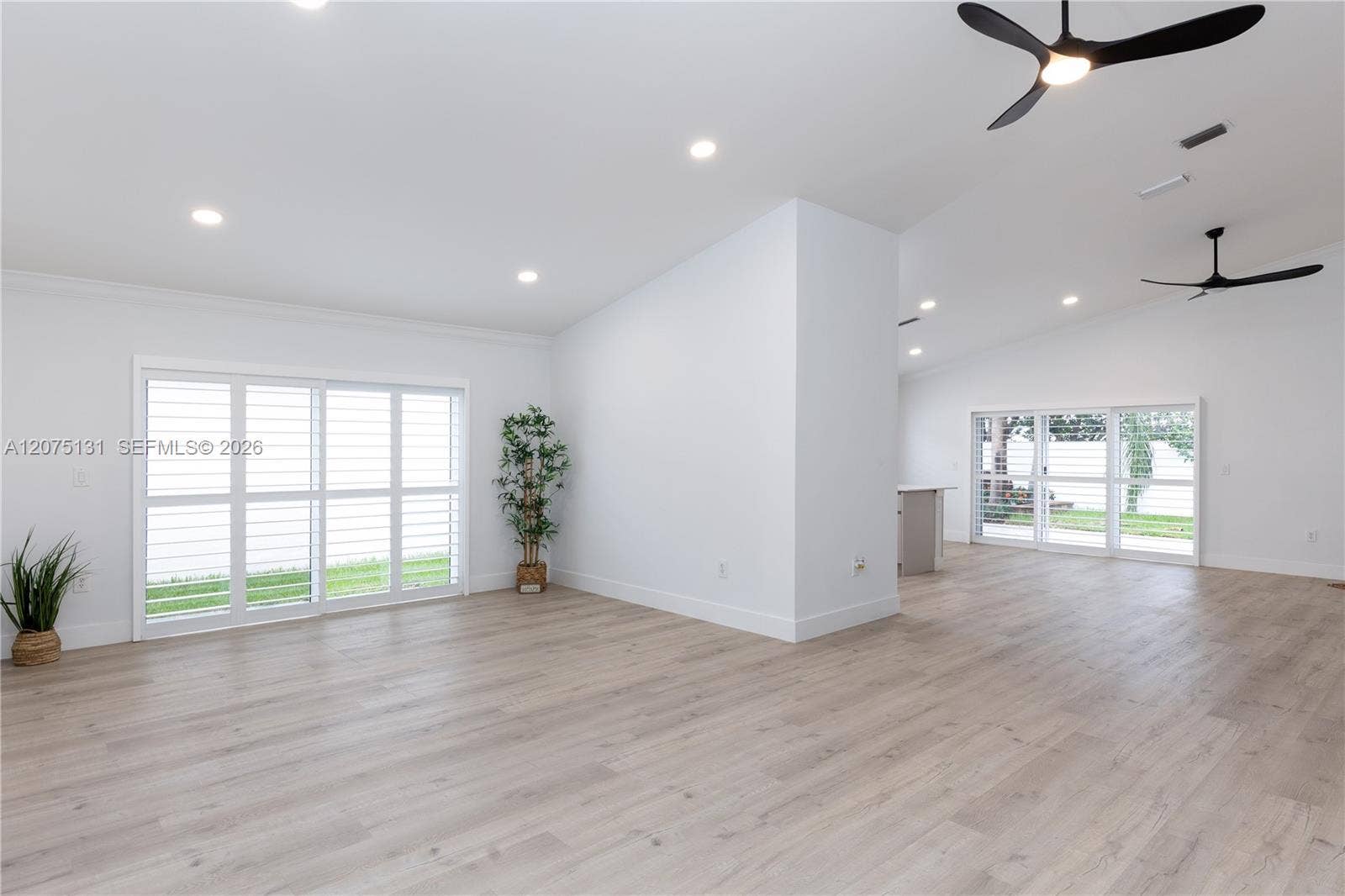 46 Gables Boulevard, Weston, Weston, FL 33326 Welcome Home!