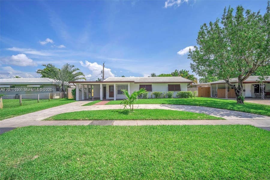 Property photo for 741 NE 8th Street, Pompano Beach, FL