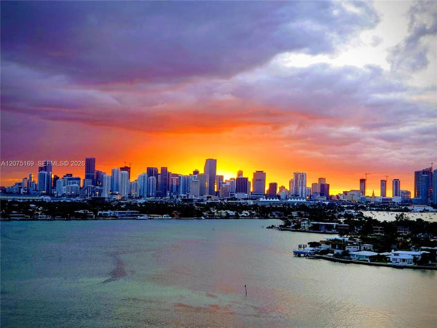 Property photo for 9 Island Avenue, #1806, Miami Beach, FL