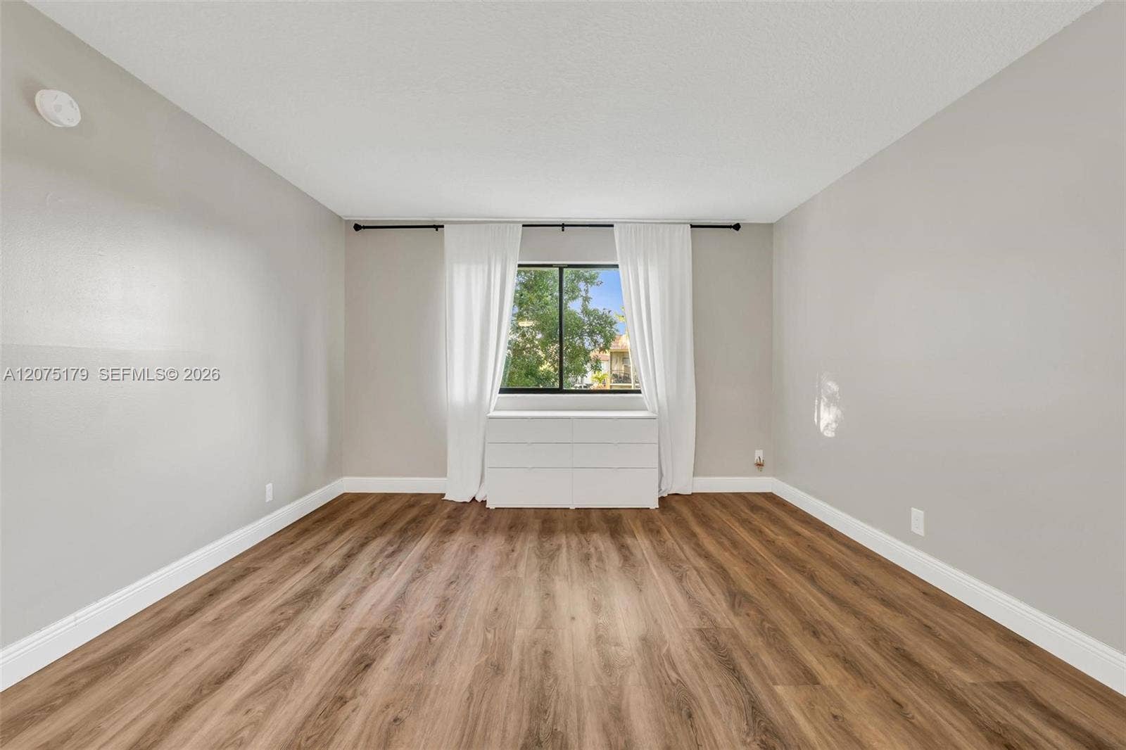 402 Lakeview Drive, #201, Weston, FL 33326 Photo 14