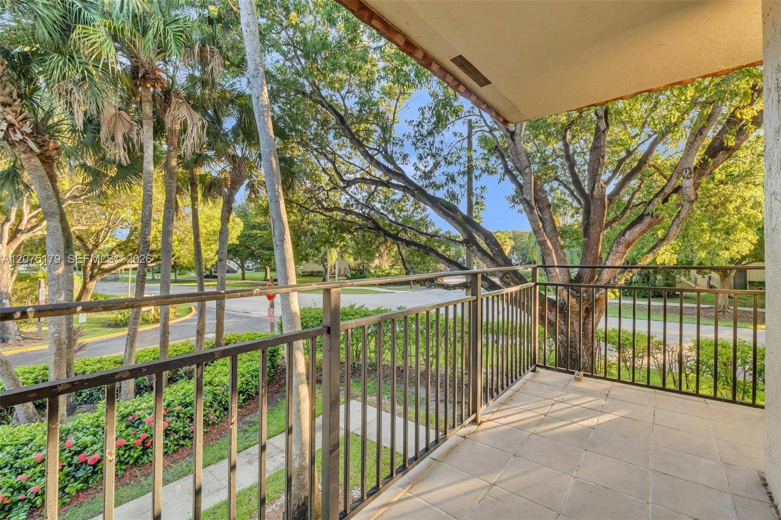 402 Lakeview Drive, #201, Weston, FL 33326 Photo 29