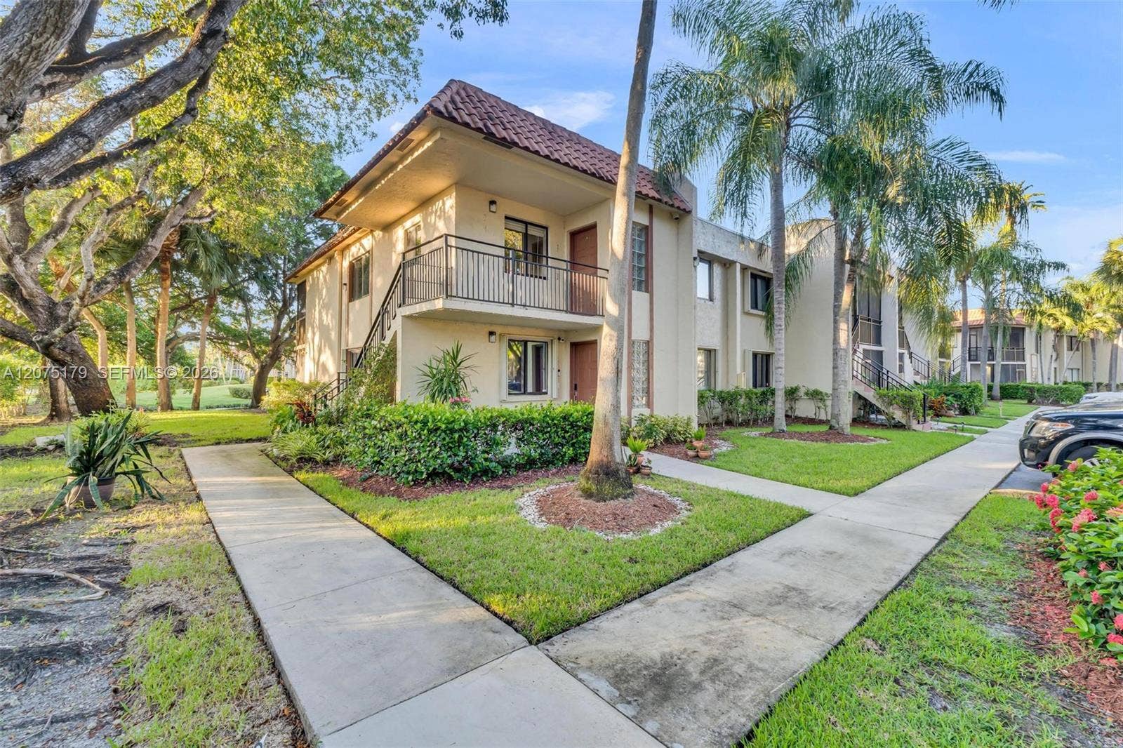 402 Lakeview Drive, #201, Weston, FL 33326 Photo 25