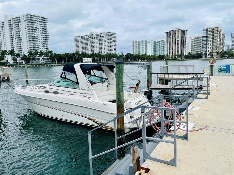 Property photo for 18081 Biscayne Boulevard, Aventura, FL