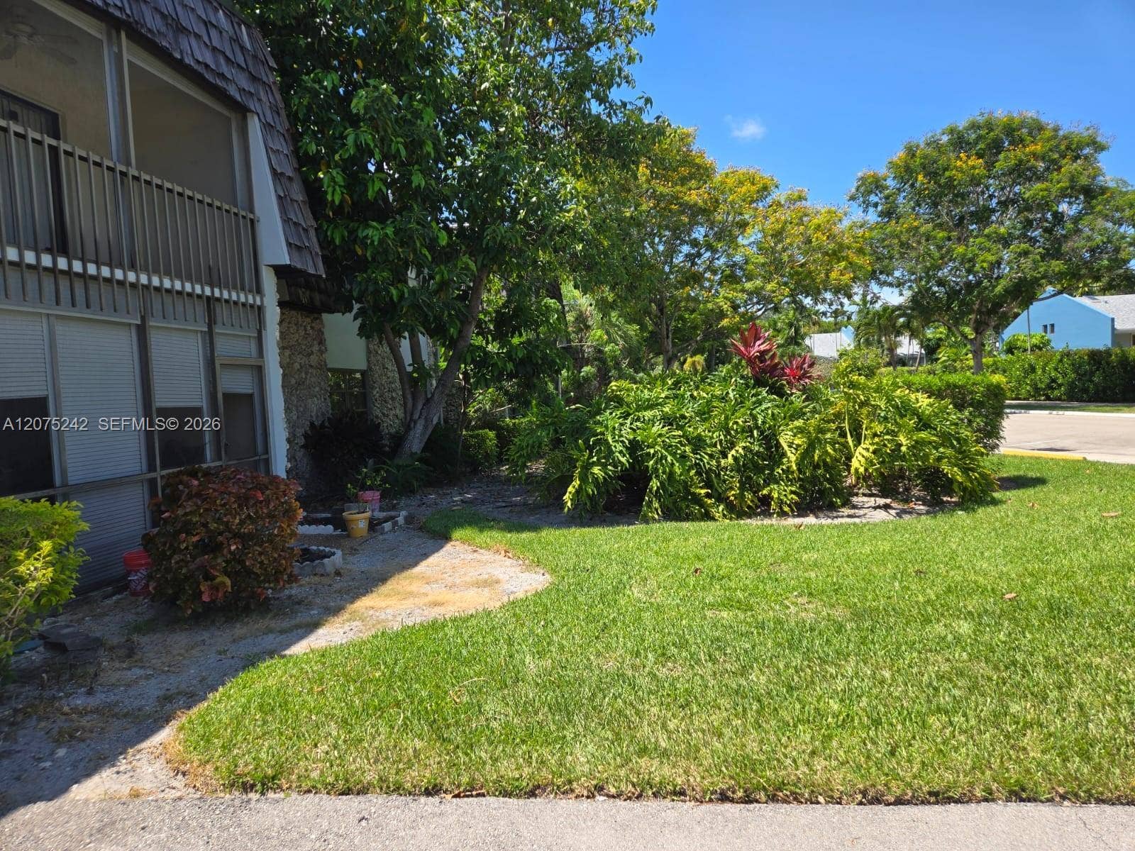 3105 Oakland Shores Drive, #J101, Oakland Park, FL 33309 Photo 3