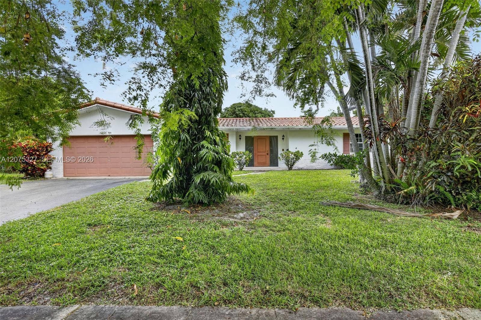 1350 NW 73rd Avenue, Plantation, FL 33313 Photo 2