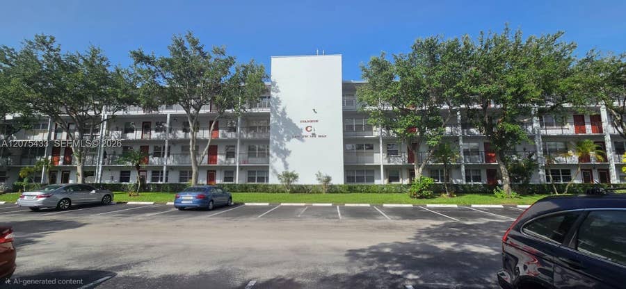 Property photo for Pembroke Pines, FL