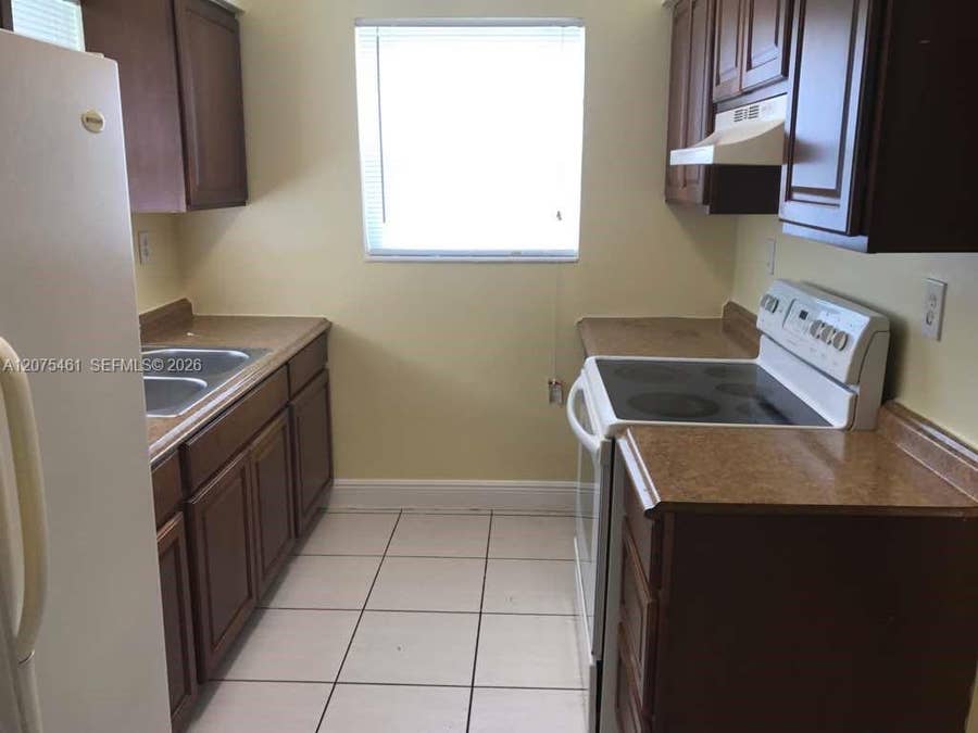 Property photo for 807 SW 5th Court, #back, Hallandale Beach, FL