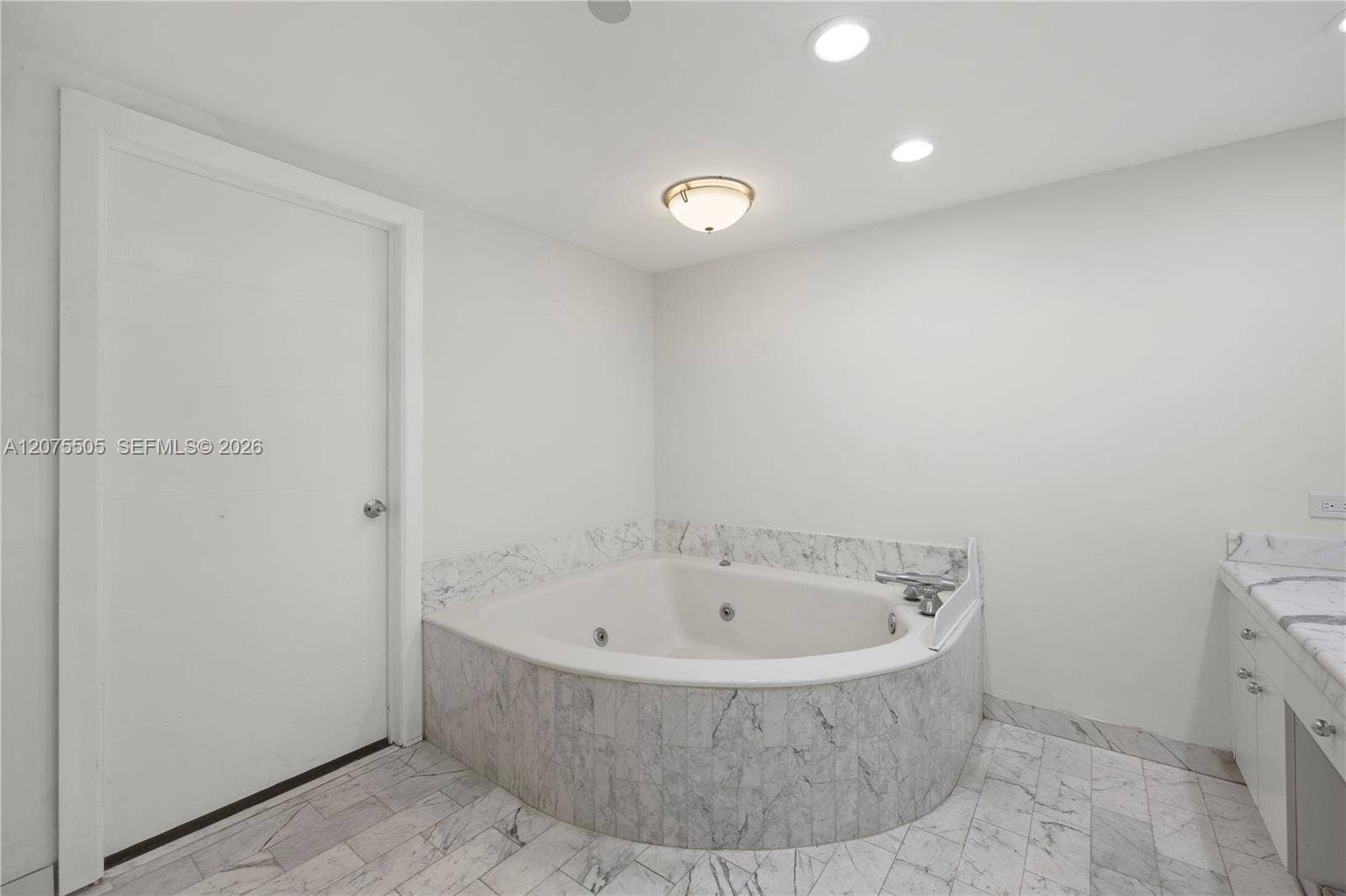 19667 Turnberry Way, #3F, Aventura, FL 33180 Photo 27