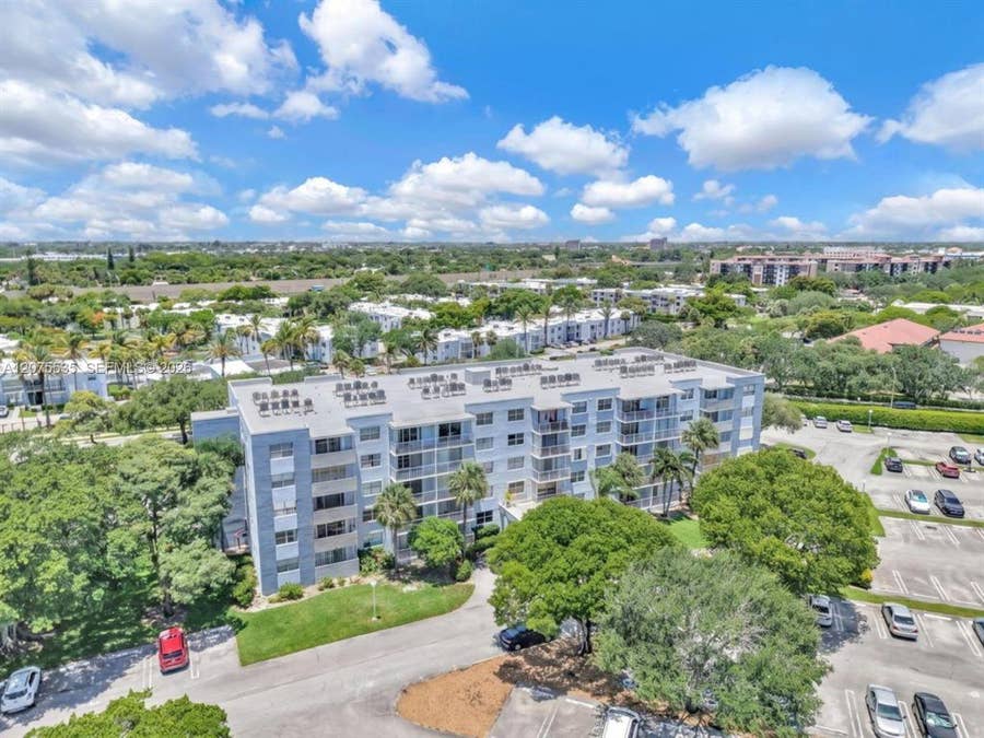 Property photo for 500 Executive Center Drive, #3I, West Palm Beach, FL