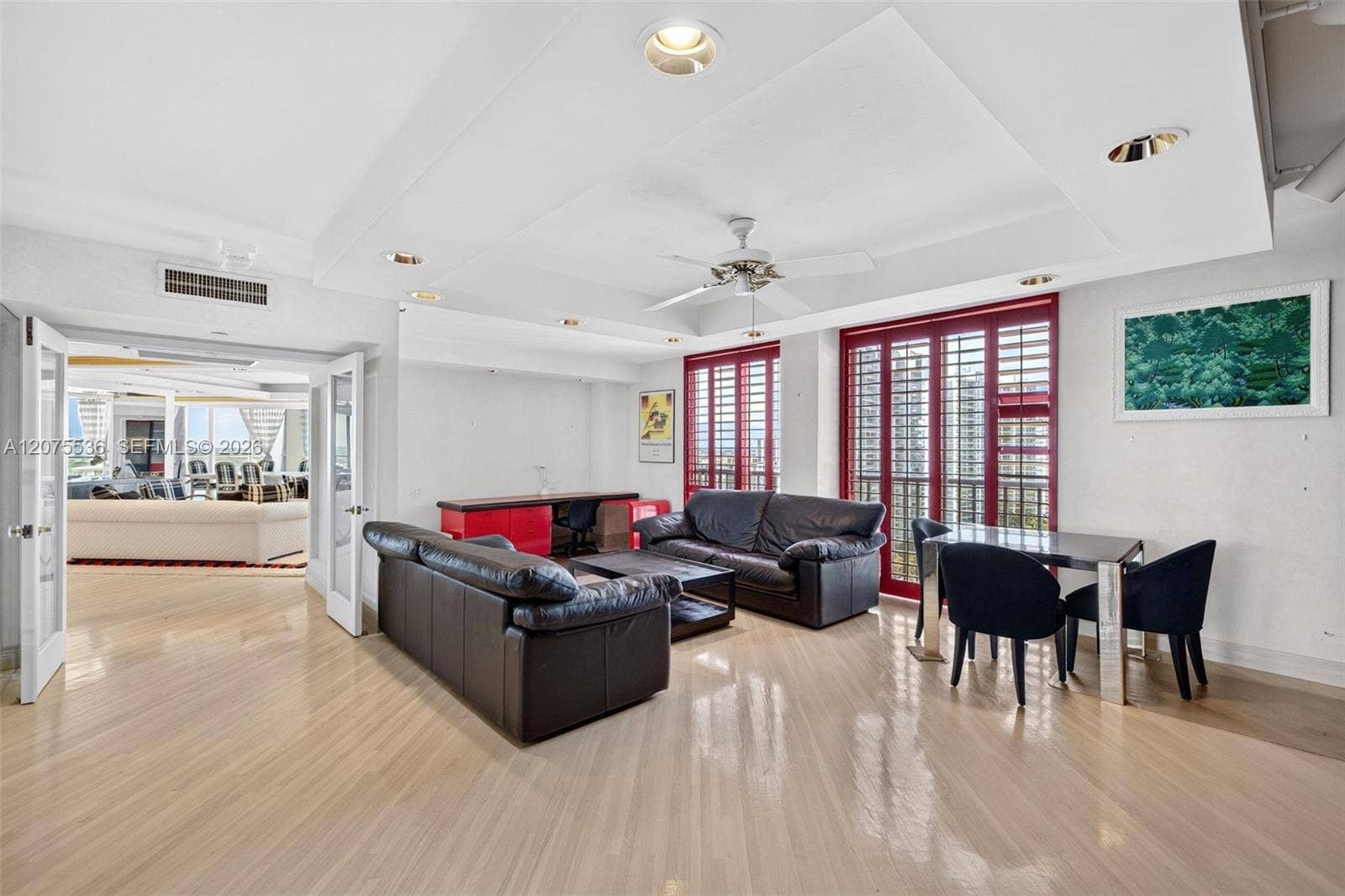 Should be 2 Bedrooms