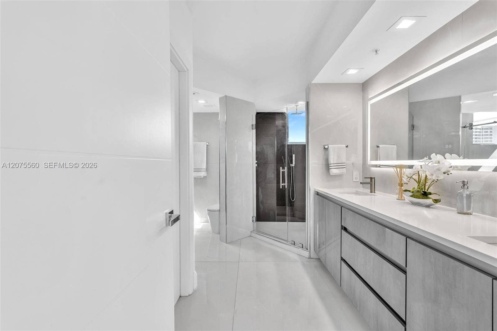 3370 Hidden Bay Drive, #815, Aventura, FL 33180 Photo 36