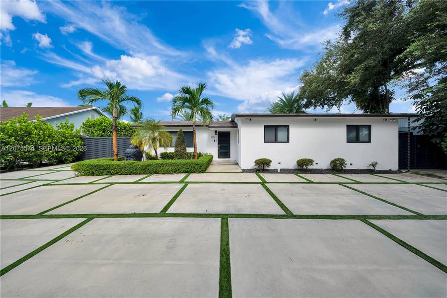 Property photo for 1721 SW 96th Avenue, Miramar, FL