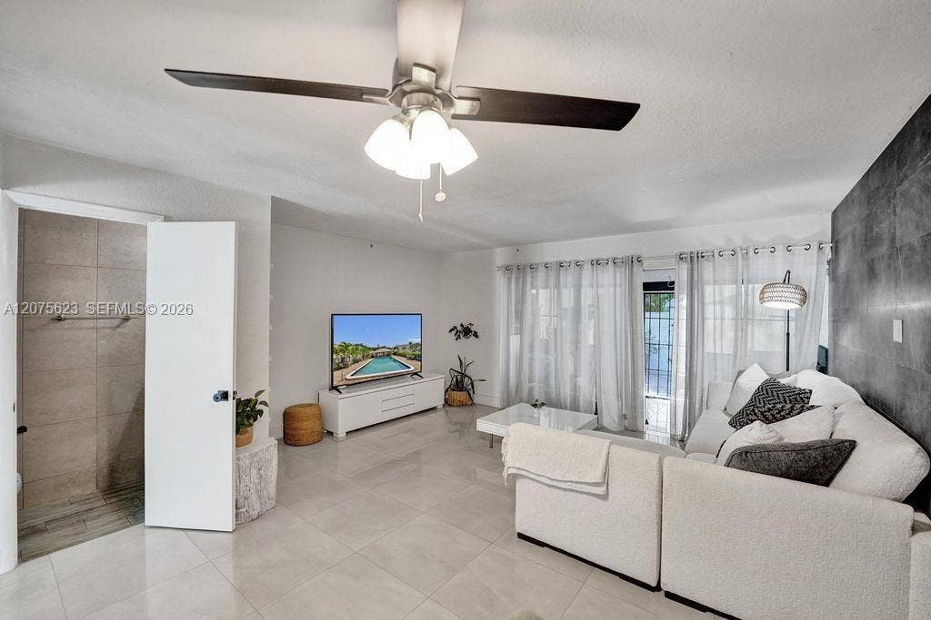 3000 NW 5th Terrace, #112, Pompano Beach, FL 33064 Photo 12