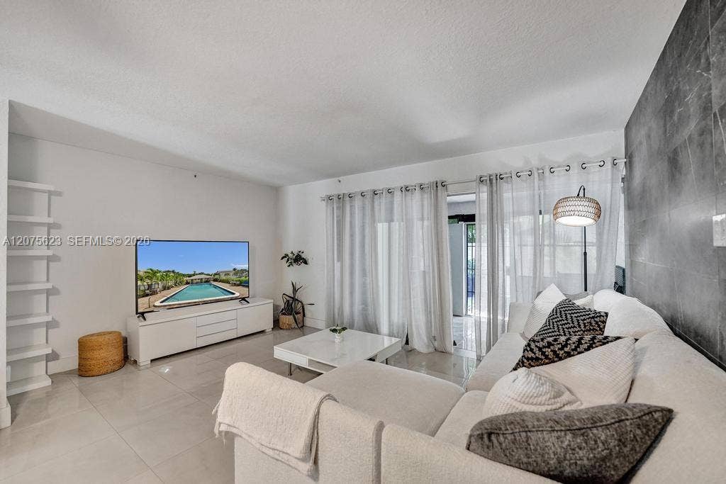 3000 NW 5th Terrace, #112, Pompano Beach, FL 33064 Photo 10