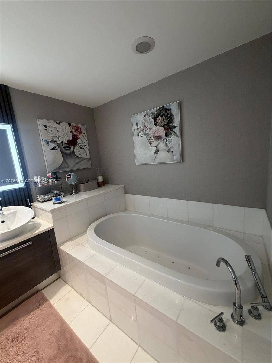 2950 NE 188th Street, #325, Aventura, FL 33180 Photo 13