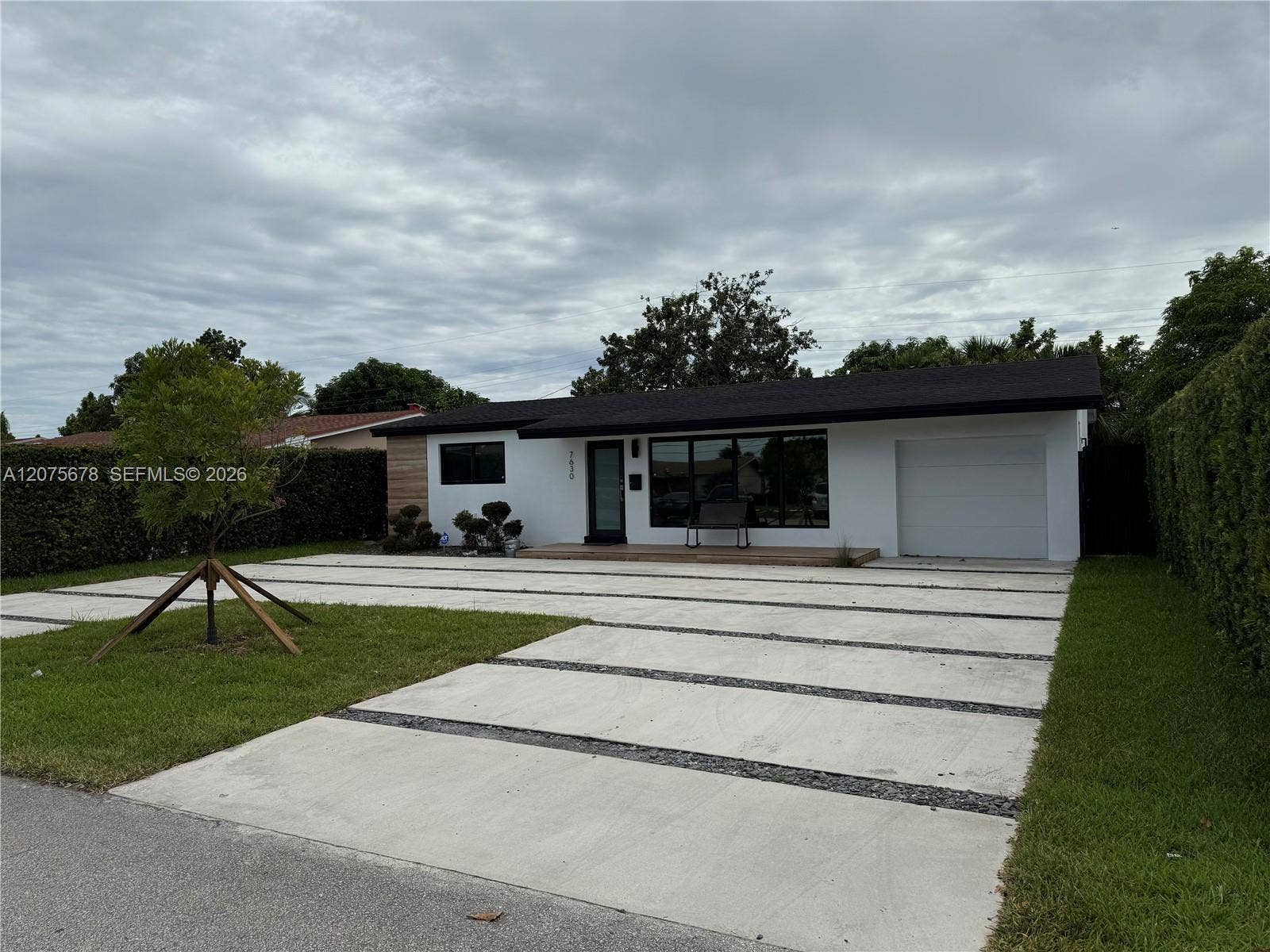 7630 Venetian Street, Miramar, FL 33023 Photo 2