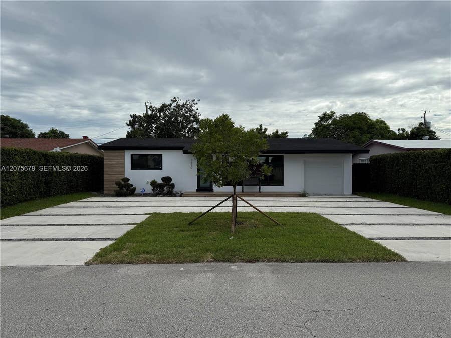Property photo for 7630 Venetian Street, Miramar, FL