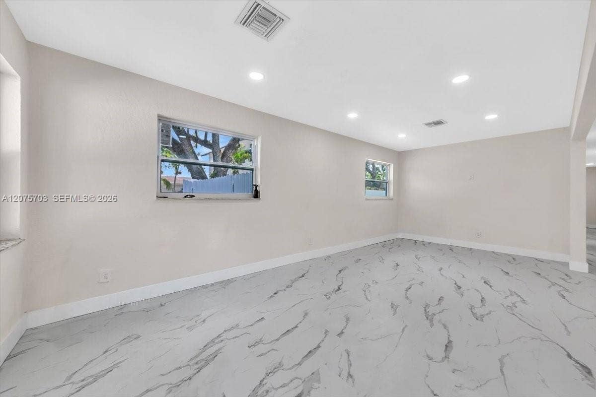 1125 NW 27th Avenue, Fort Lauderdale, FL 33311 Photo 17