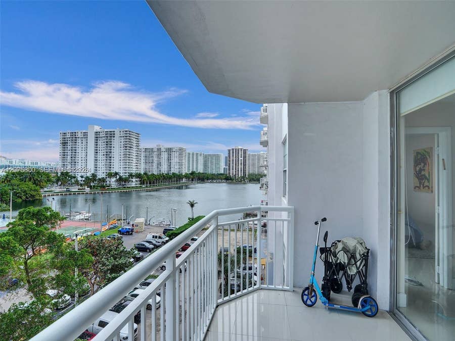 Property photo for 18061 Biscayne Boulevard, #502, Aventura, FL