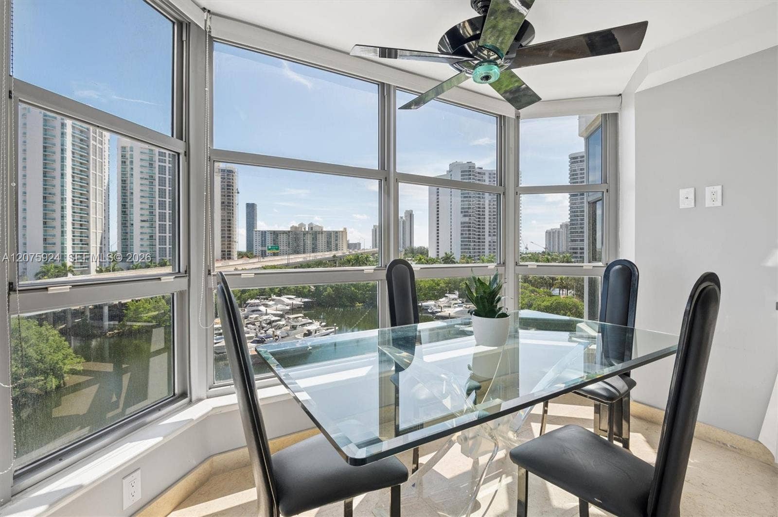 3500 Mystic Pointe Drive, #805, Aventura, FL 33180 Photo 8