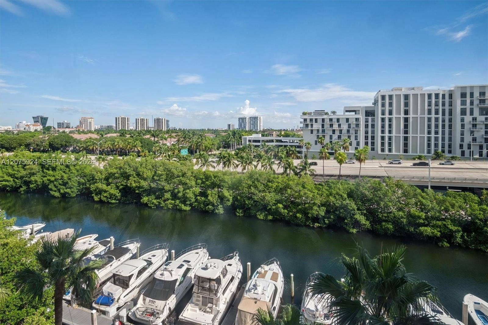 3500 Mystic Pointe Drive, #805, Aventura, FL 33180 Photo 20