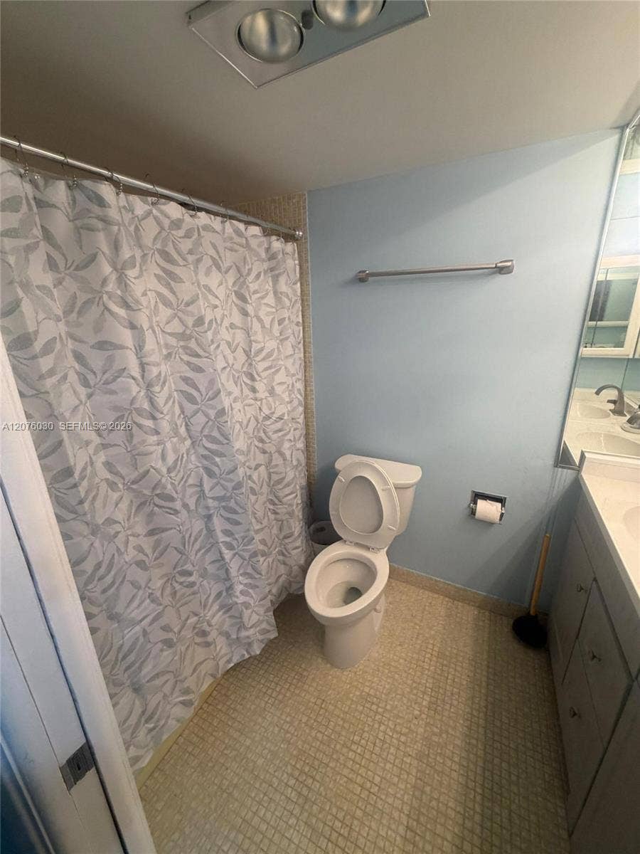 2751 N Palm Aire Drive, #502, Pompano Beach, Pompano Beach, FL 33069 Photo 9