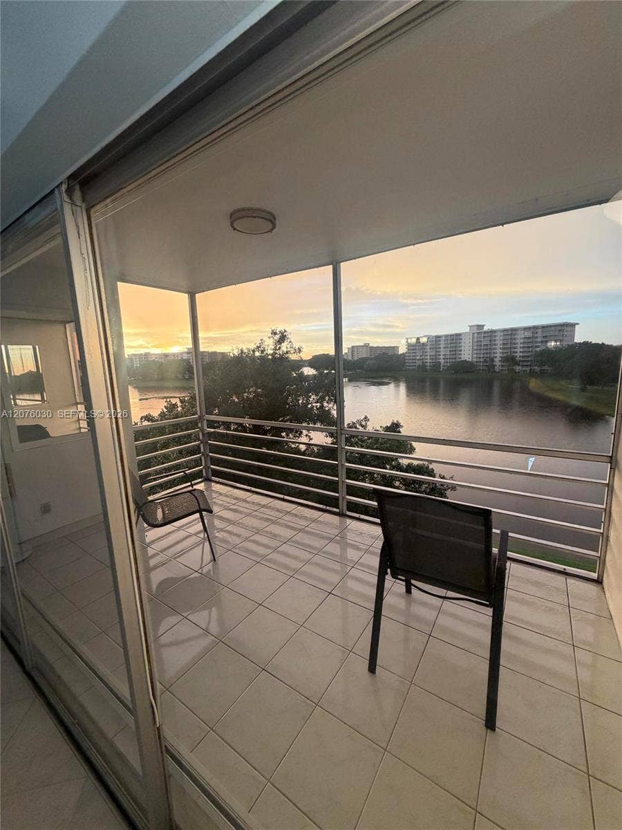 2751 N Palm Aire Drive, #502, Pompano Beach, Pompano Beach, FL 33069 Photo 15