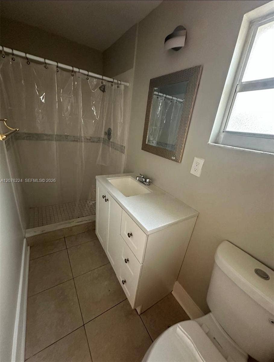 607 NW 42nd Street, Oakland Park, FL 33309 Photo 14