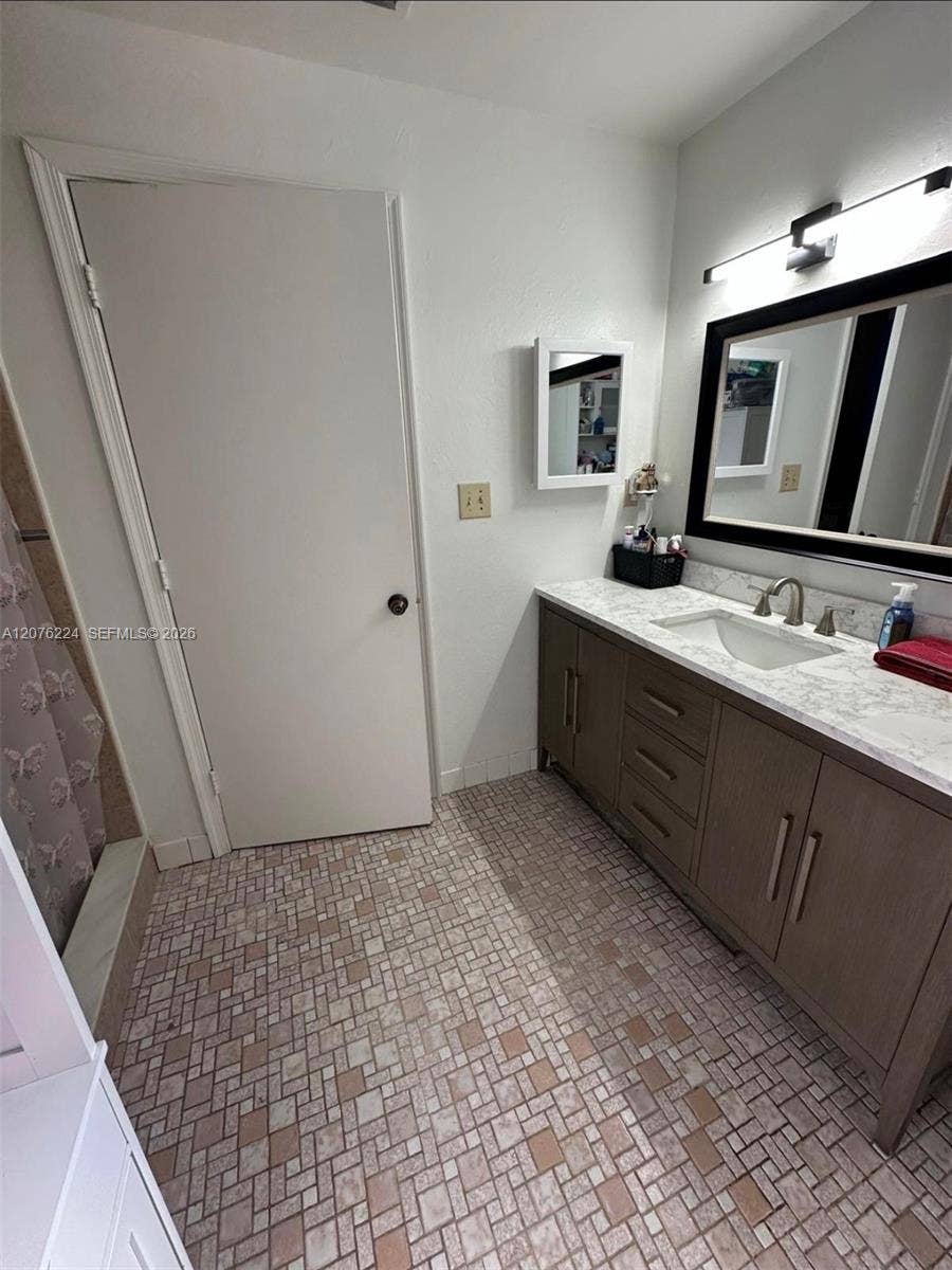 607 NW 42nd Street, Oakland Park, FL 33309 Photo 11