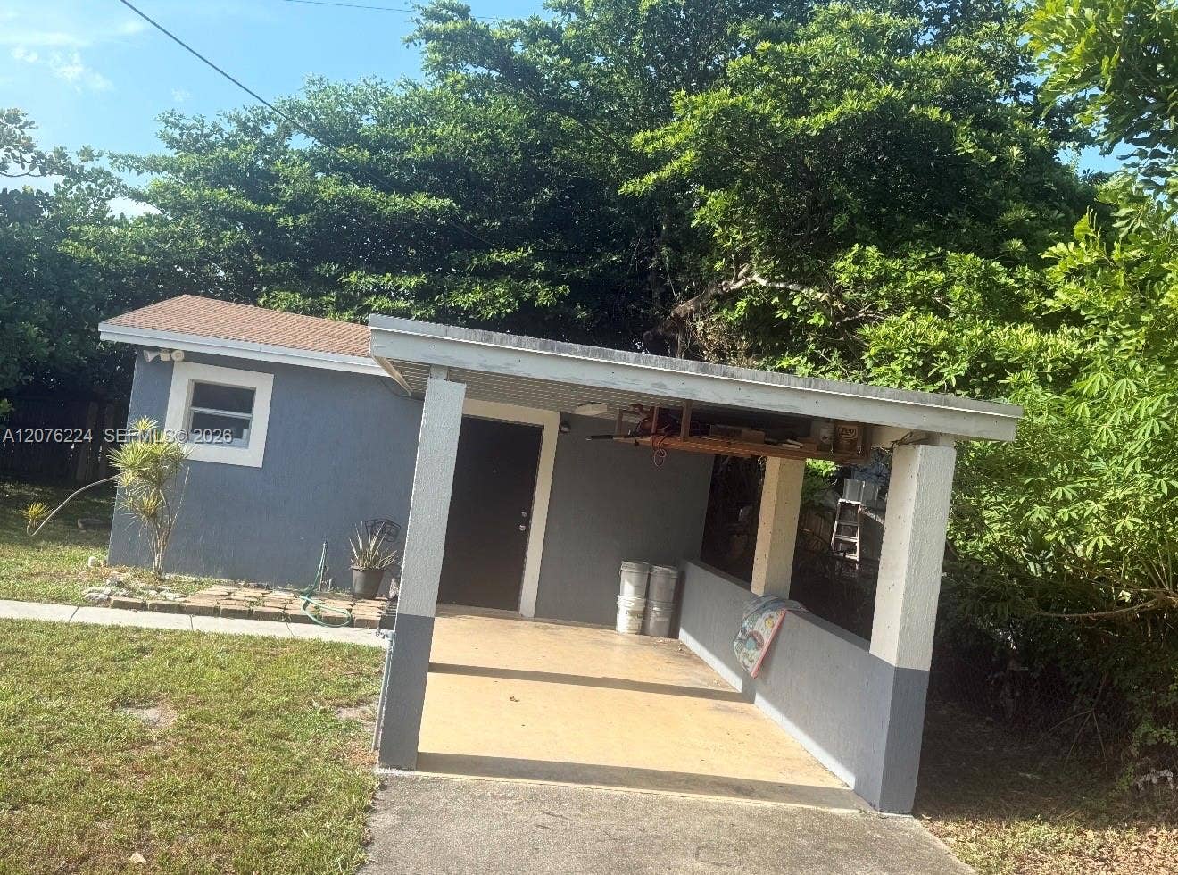 607 NW 42nd Street, Oakland Park, FL 33309 Photo 2