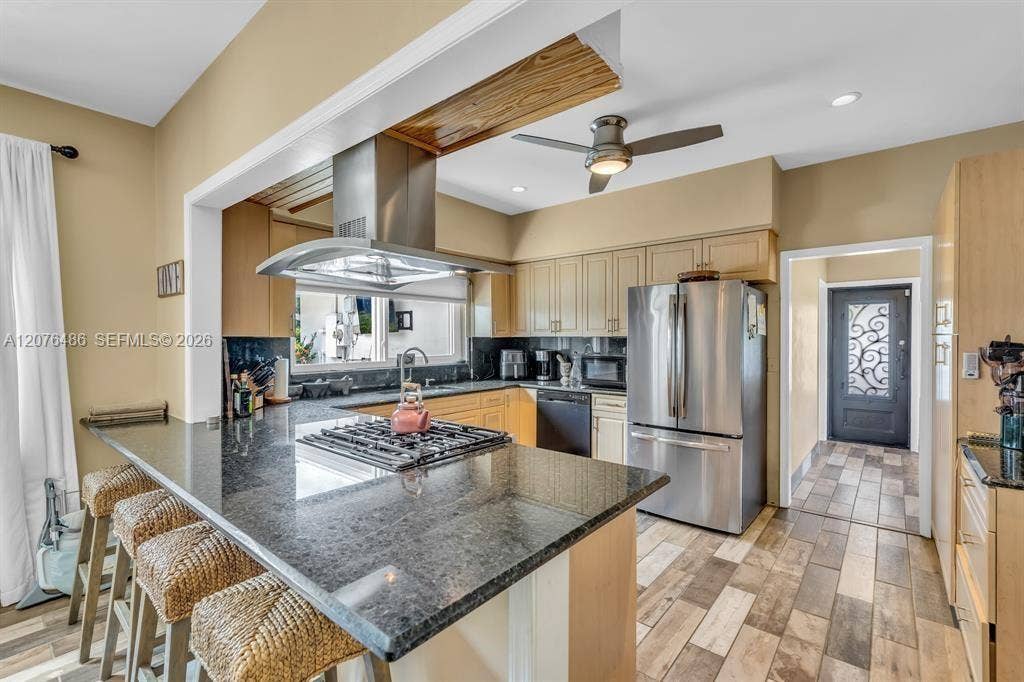 400 NE 2nd Street, Pompano Beach, FL 33060 Photo 6